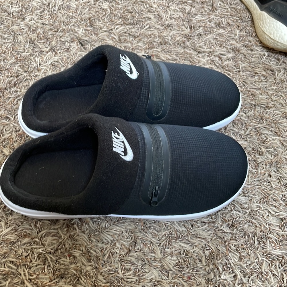 Nike slides - Picture 4 of 5